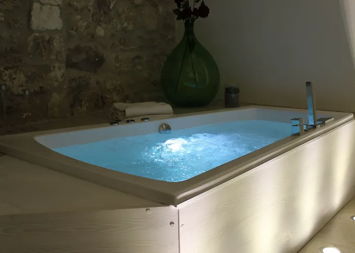 Il Trappeto Konukevi 4*